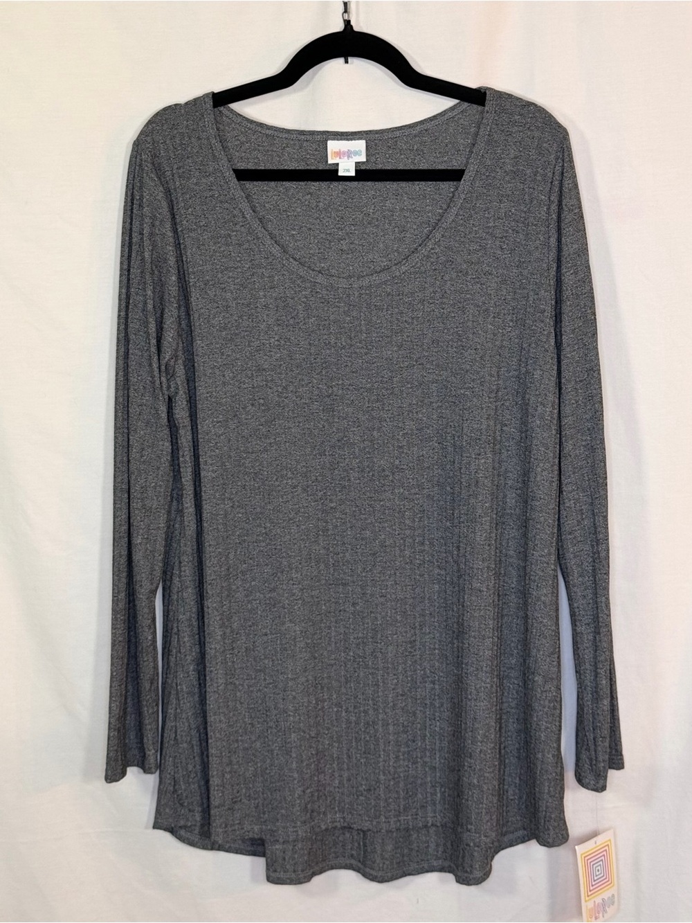LuLaRoe Women's Gray Long Sleeve Scoop Neck Top - Heather Gray